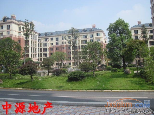 上高錦都圣地雅閣3樓，毛坯三通，產權車庫25平三通