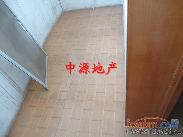 上高和平路4樓，家具家電全配很多是新的，有地下室！