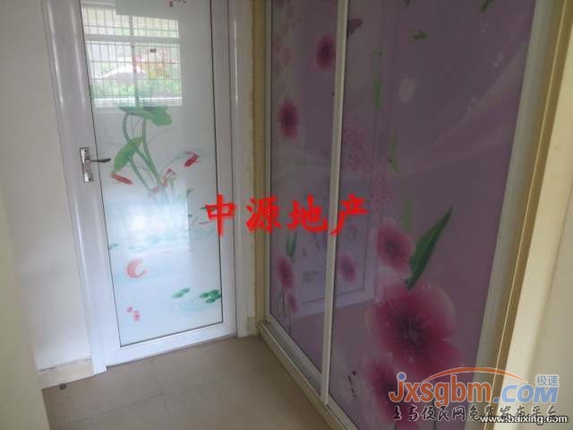 上高《友誼廣場旁小區》精裝全配，底樓帶花園，好停車