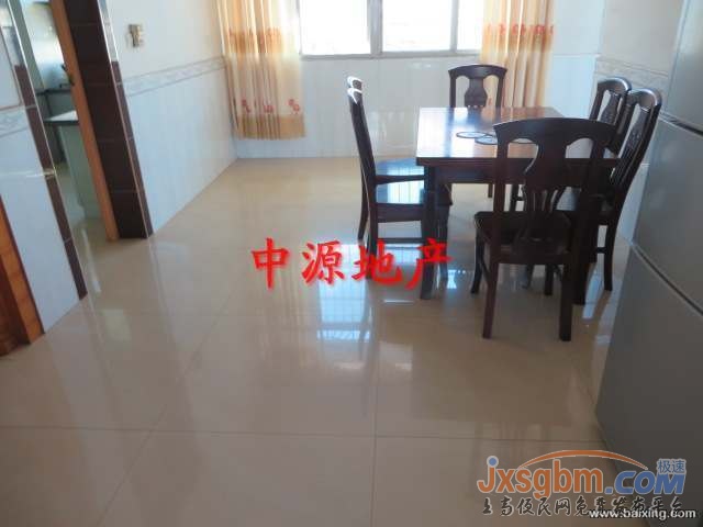 上高和平路4樓，家具家電全配很多是新的，有地下室！