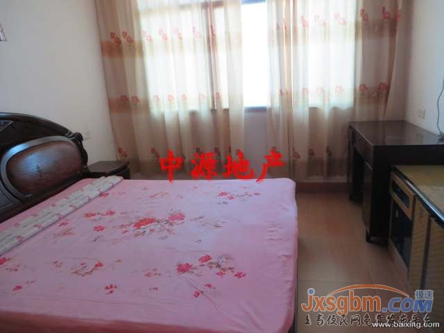 上高和平路4樓，家具家電全配很多是新的，有地下室！