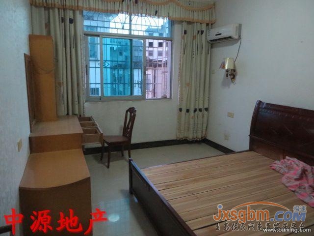 上高《四中附近》3樓，家具家電全配，好停車！