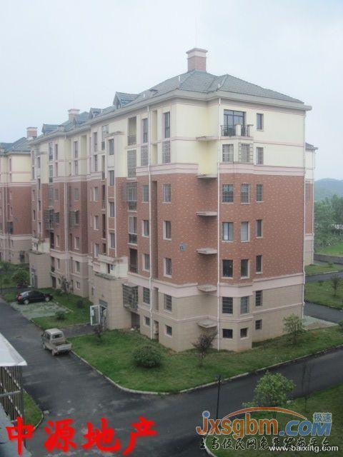 上高錦都圣地雅閣3樓，毛坯三通，產權車庫25平三通
